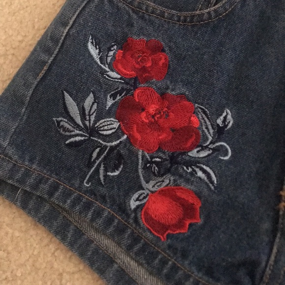 ✨✨SOLD✨✨ - Picture 2 of 6